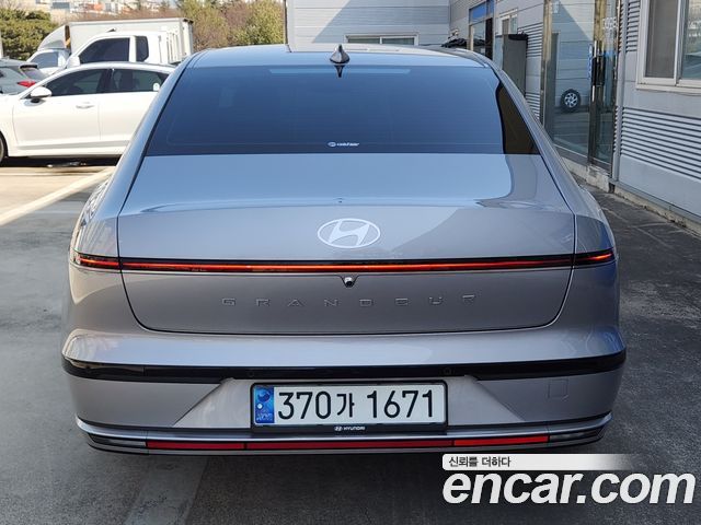 Hyundai Grandeur из Кореи Encar