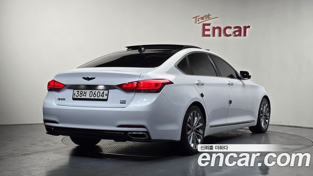 Hyundai Genesis из Кореи Encar