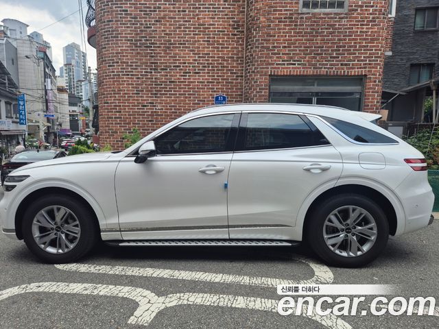Genesis GV70 2.5T Gasoline AWD — пробег 8 715 км — фото 2 из 5