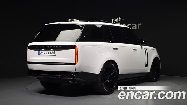 Land Rover Range Rover P550E AB — пробег 3 246 км — фото 2 из 5