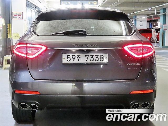 Maserati Levante из Кореи Encar