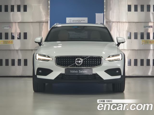 Volvo V60 из Кореи Encar