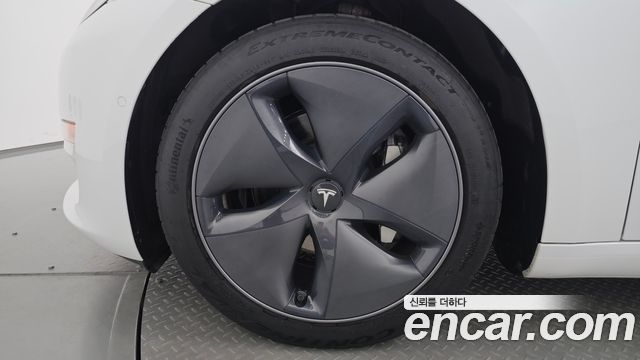 Tesla Model 3 Standard Range Plue RWD — пробег 140 668 км — фото 5 из 5
