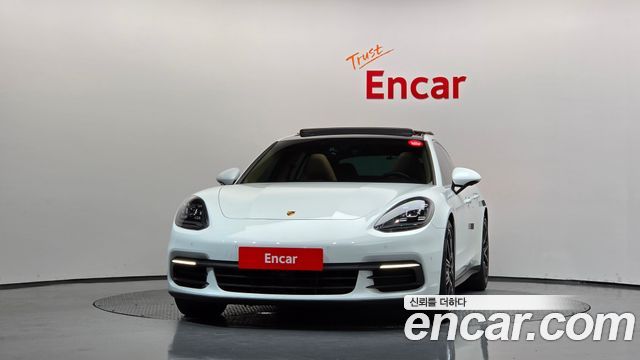 Porsche Panamera 3.0 AWD — пробег 70 900 км — фото 3 из 5