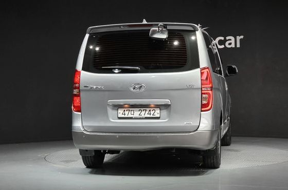 Hyundai Starex 4WD Urban 9-Seater Exclusive — пробег 36 346 км — фото 4 из 5