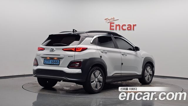 Hyundai Kona из Кореи Encar