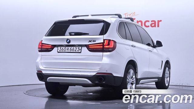 BMW X5 xDrive 30d — пробег 164 484 км — фото 2 из 5