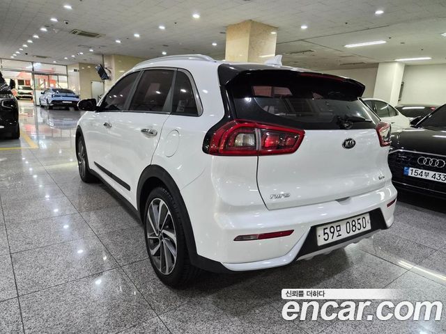 Kia Niro из Кореи Encar