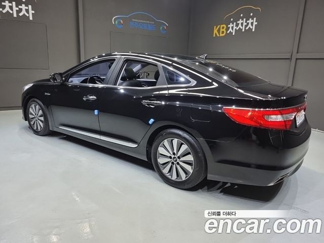 Hyundai Grandeur Premium — пробег 130 000 км — фото 2 из 5