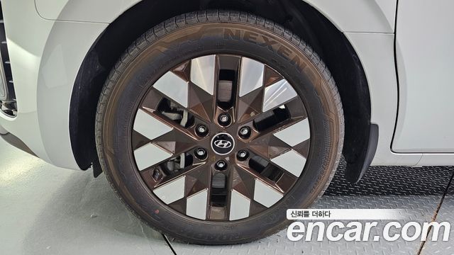 Hyundai Staria из Кореи Encar