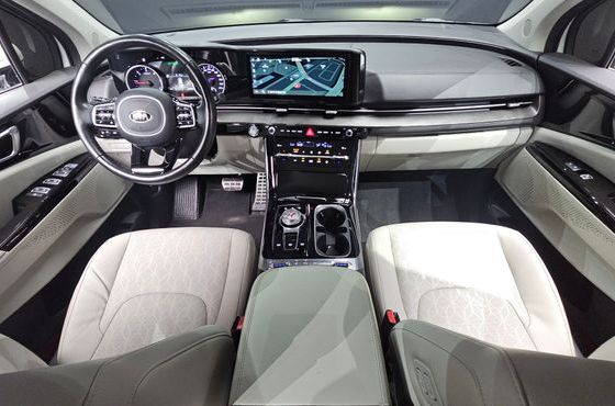 Kia Carnival 9-Seater Noblesse — пробег 105 048 км — фото 1 из 5