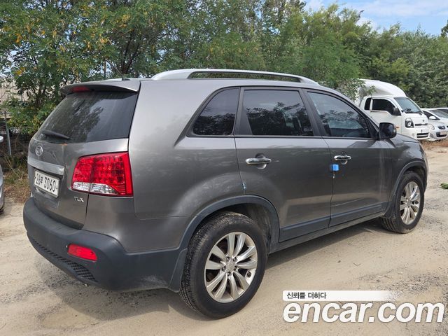 Kia Sorento Diesel 2.2 2WD TLX Premium — пробег 189 065 км — фото 4 из 5