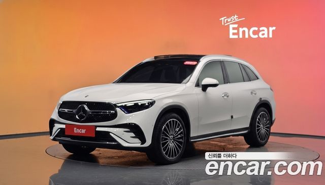 Mercedes-Benz GLC-Class GLC300 4MATIC AMG Line — пробег 14 042 км — фото 1 из 5