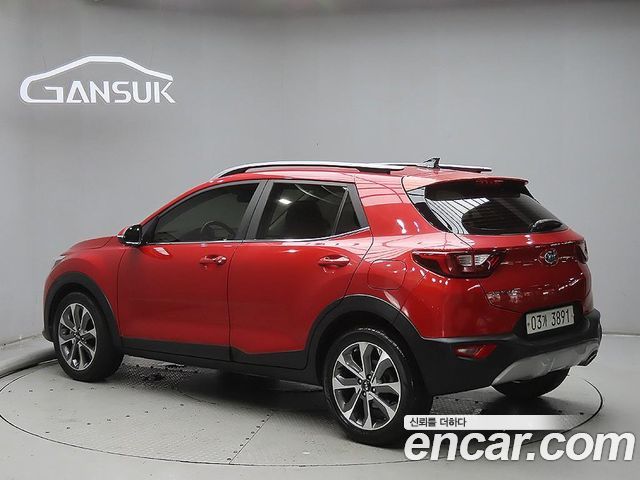Kia Stonic 1.4 Prestige — пробег 81 841 км — фото 3 из 5
