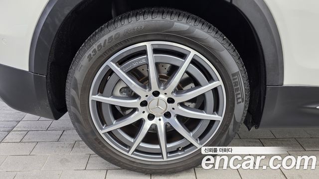 Mercedes-Benz GLB-Class из Кореи Encar