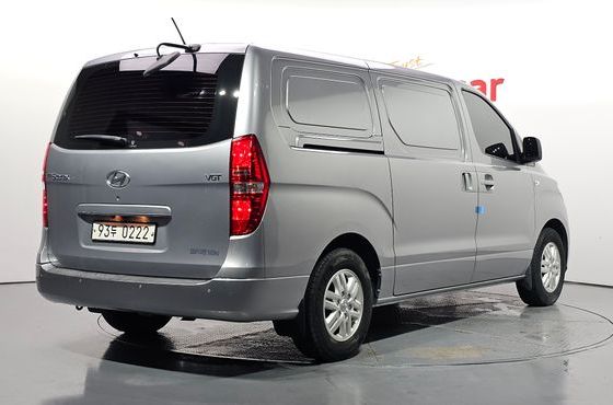 Hyundai Starex Van 3-Seater Smart — пробег 72 974 км — фото 2 из 5