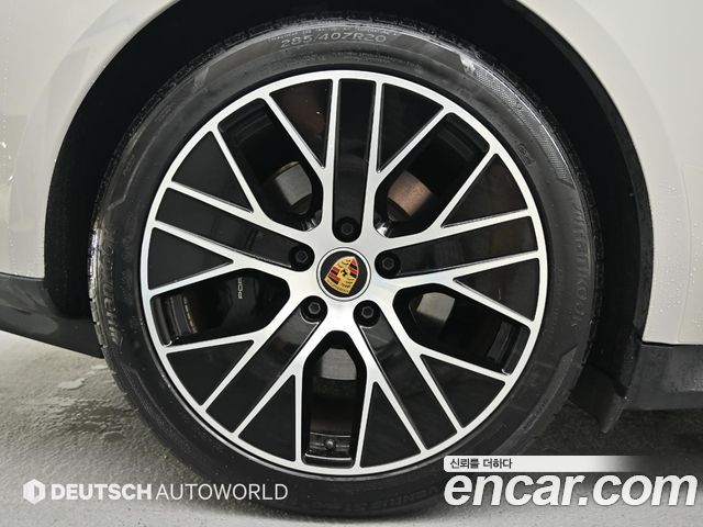Porsche Taycan из Кореи Encar
