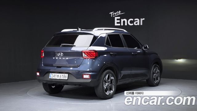 Hyundai Venue из Кореи Encar