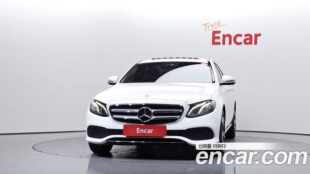 Mercedes-Benz E-Class из Кореи Encar