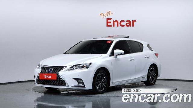 Lexus CT200h из Кореи Encar