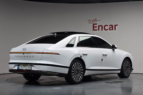 Hyundai Grandeur Calligraphy — пробег 28 884 км — фото 2 из 5