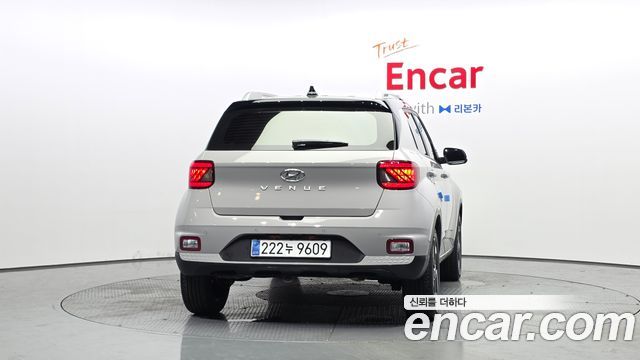 Hyundai Venue из Кореи Encar