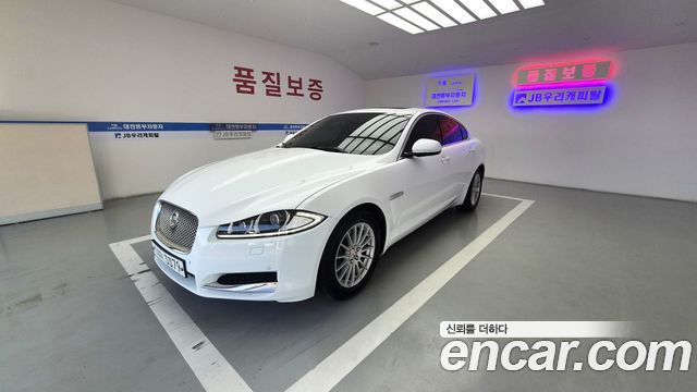 Jaguar XF 2.2D Luxury X250 — пробег 114 000 км — фото 2 из 5