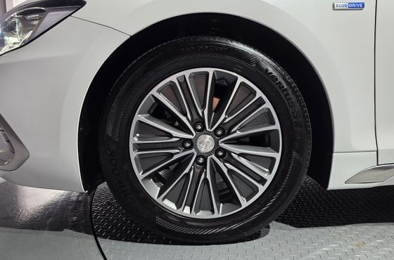 Hyundai Grandeur Exclusive Special — пробег 81 103 км — фото 5 из 5