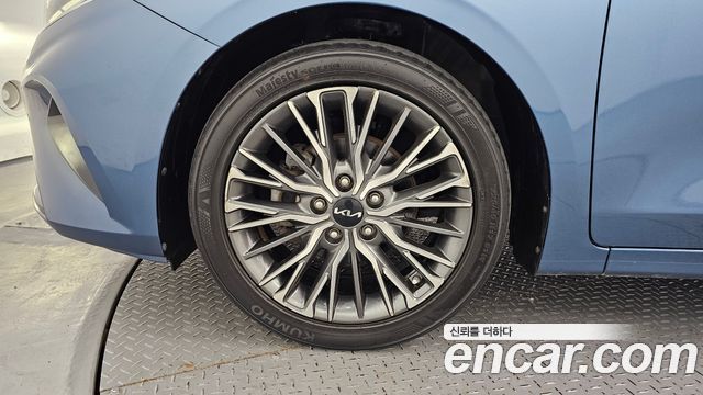 Kia K3 из Кореи Encar