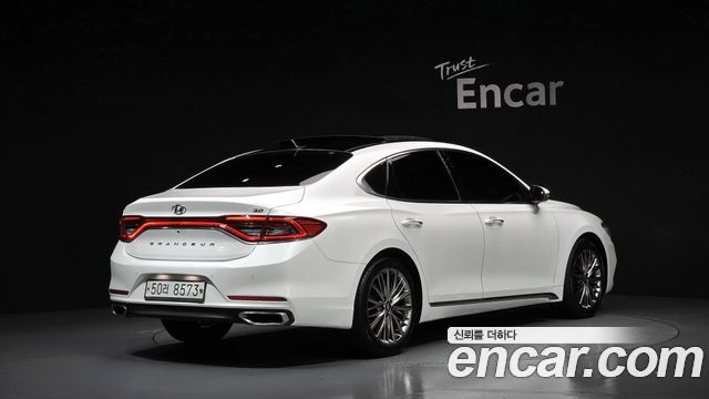 Hyundai Grandeur 3.0 Exclusive Special — пробег 99 702 км — фото 2 из 5