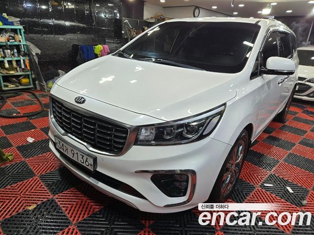 Kia Carnival из Кореи Encar