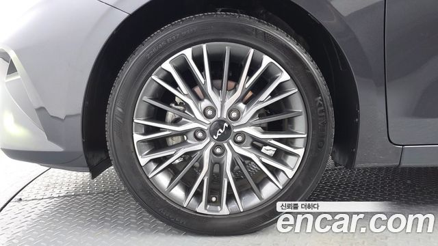 Kia K3 из Кореи Encar