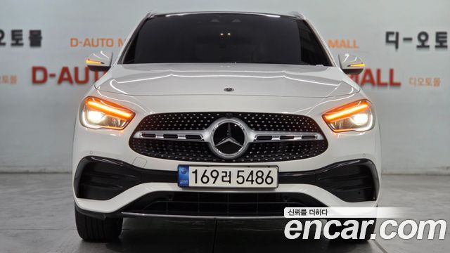 Mercedes-Benz GLA-Class GLA250 4MATIC — пробег 31 795 км — фото 3 из 5