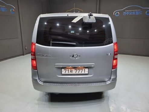 Hyundai Starex Wagon 12-Seater Smart — пробег 82 339 км — фото 3 из 5