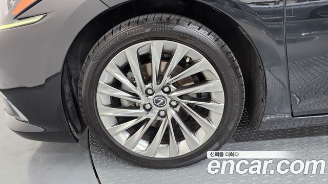 Lexus ES из Кореи Encar