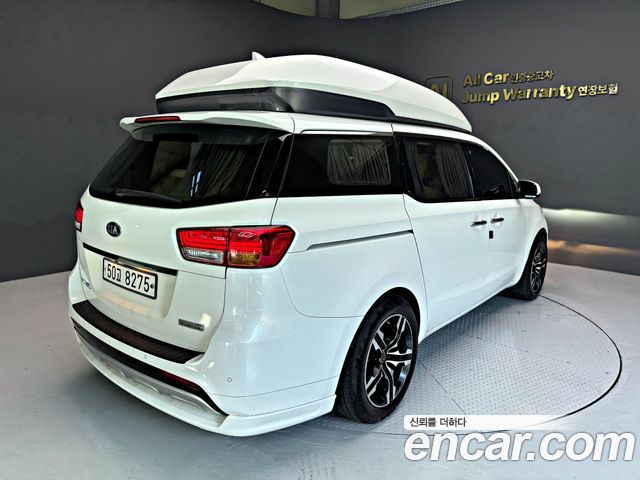 Kia Carnival Gasoline 9-seater Hi-Limousine Noblesse — пробег 210 259 км — фото 5 из 5