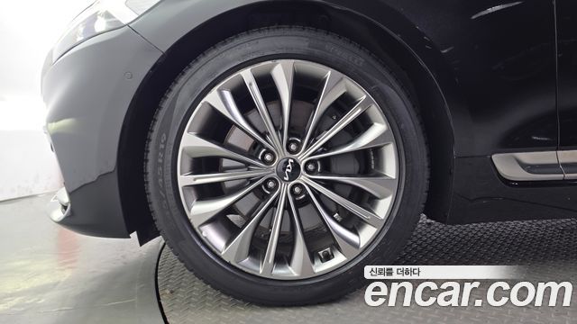 Kia K9 из Кореи Encar