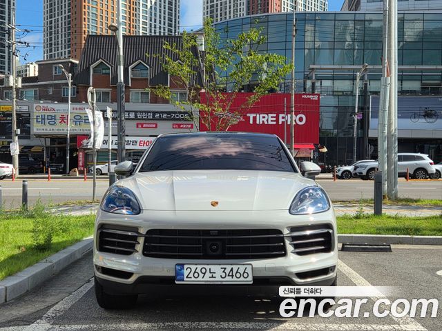 Porsche Cayenne 3.0 COUPE PLATINUM EDITION — пробег 14 700 км — фото 2 из 5