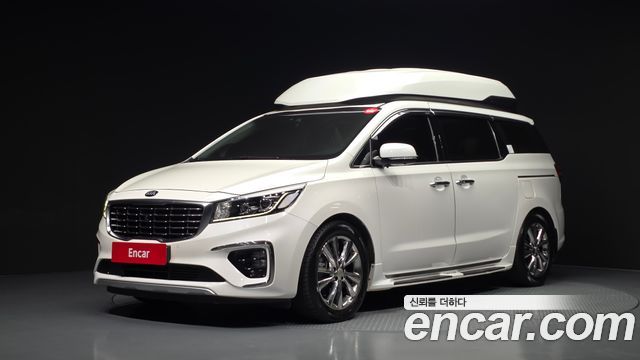 Kia Carnival Gasoline 9-seater Limousine(Special vehicle) — пробег 131 143 км — фото 1 из 5