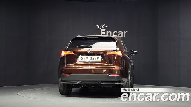 Lexus NX из Кореи Encar
