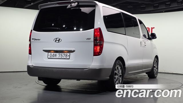 Hyundai Starex Urban 9-Seater Premium Spicial — пробег 105 016 км — фото 2 из 5