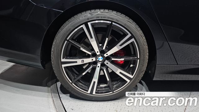 BMW 5-Series 530i xDrive M Sport Pro Special Edition — пробег 14 782 км — фото 5 из 5