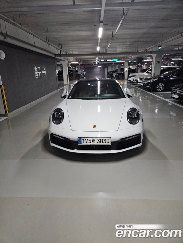 Porsche 911 Carrera S — пробег 12 161 км — фото 3 из 5