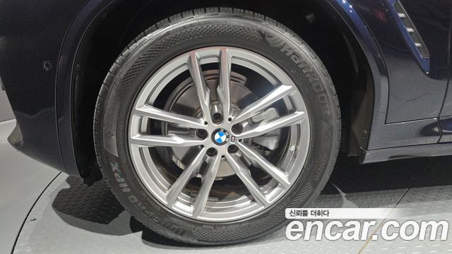 BMW X3 xDrive 20i M sports Online Exclusive Edition — пробег 30 160 км — фото 5 из 5