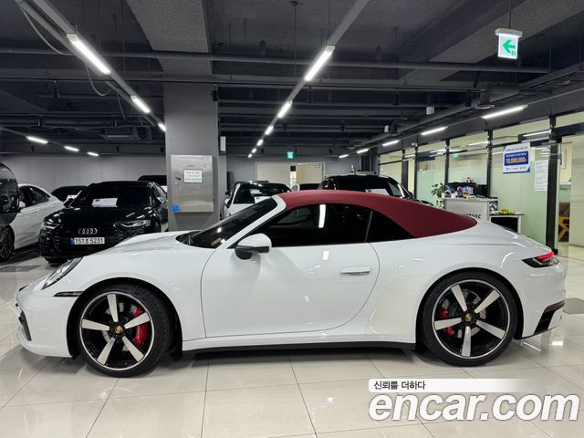 Porsche 911 Carrera S Cabriolet — пробег 12 700 км — фото 4 из 5