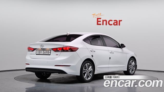 Hyundai AVANTE из Кореи Encar