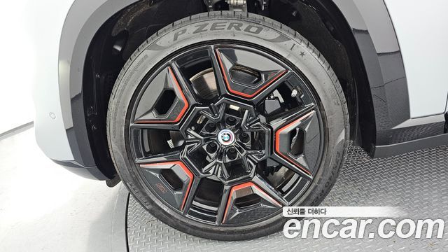 BMW XM 4.4 Lable — пробег 18 810 км — фото 5 из 5
