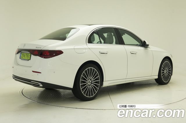 Mercedes-Benz E-Class из Кореи Encar