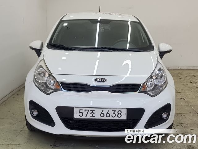 Kia pride 1.4 MPI Hatchback Deluxe — пробег 79 102 км — фото 2 из 5
