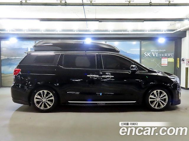 Kia Carnival 7-seater Hi-limousine President — пробег 149 746 км — фото 3 из 5